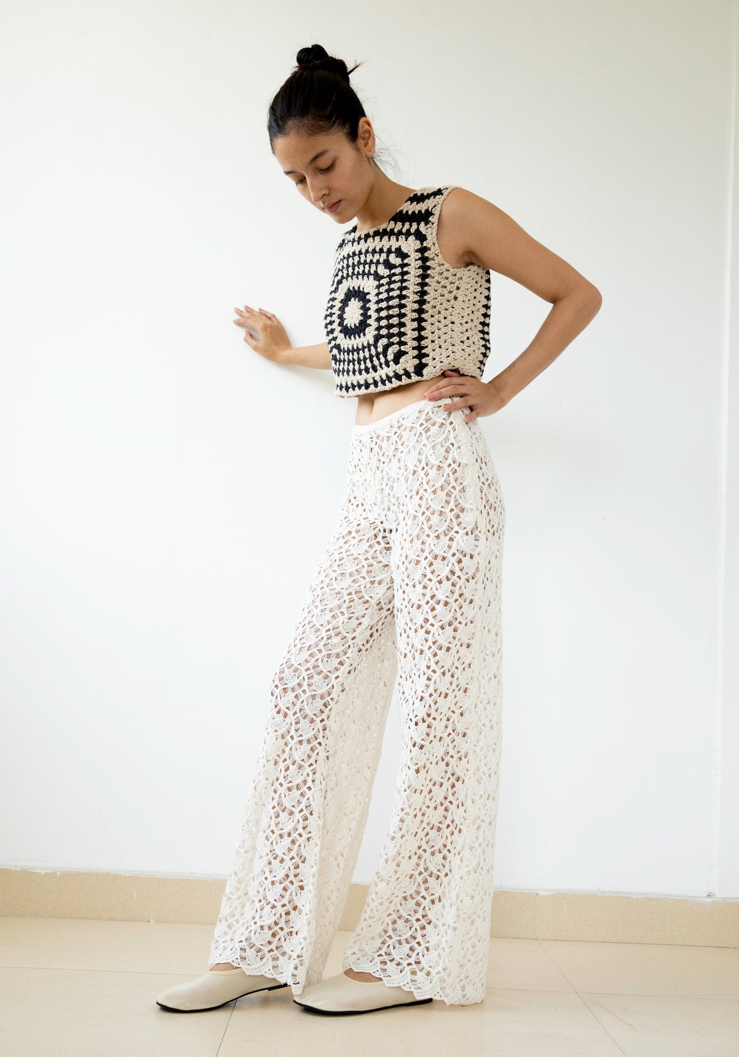 Black and White Spiral Crochet Crop Top