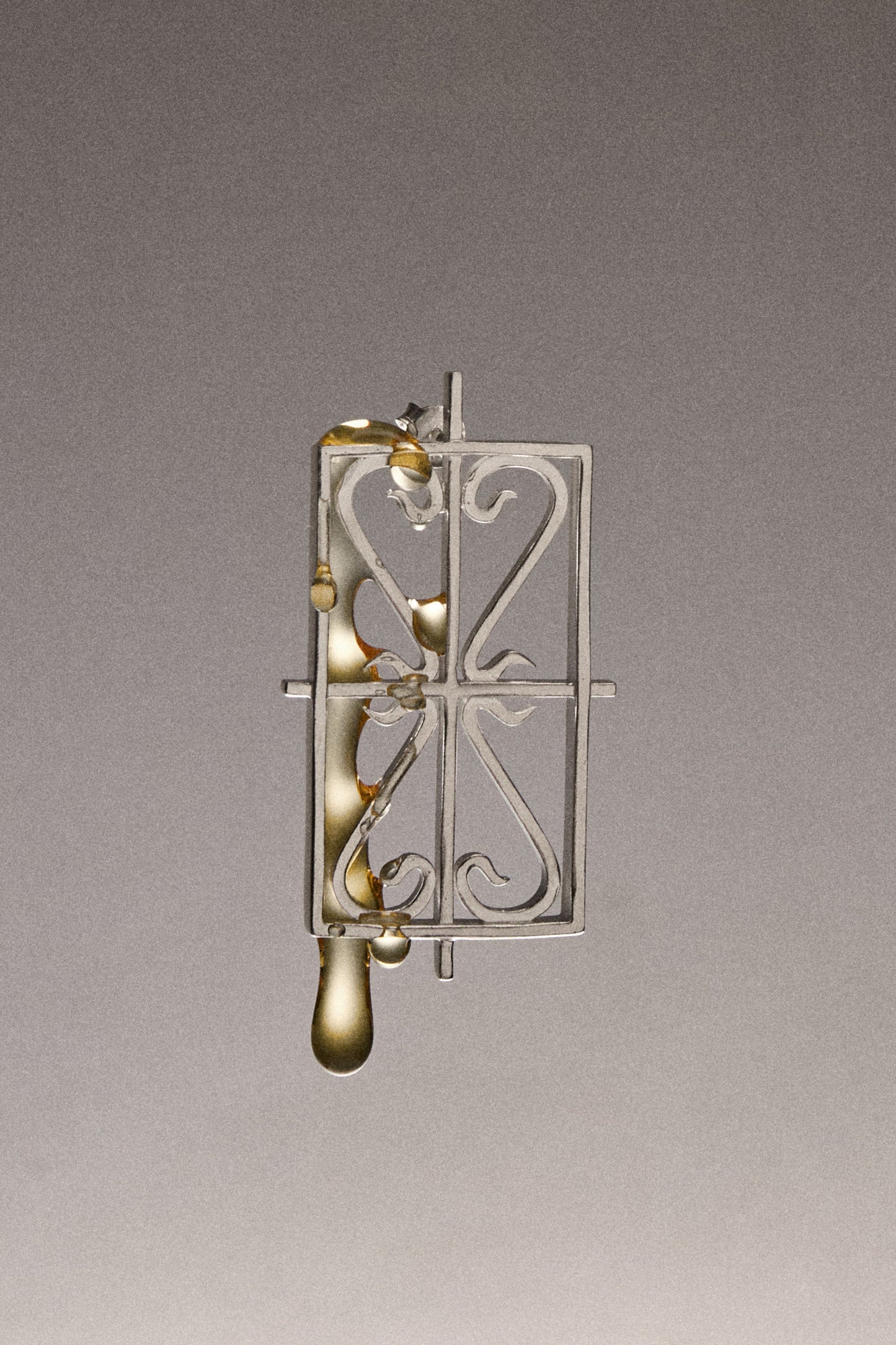 Private Zone Earring (I)