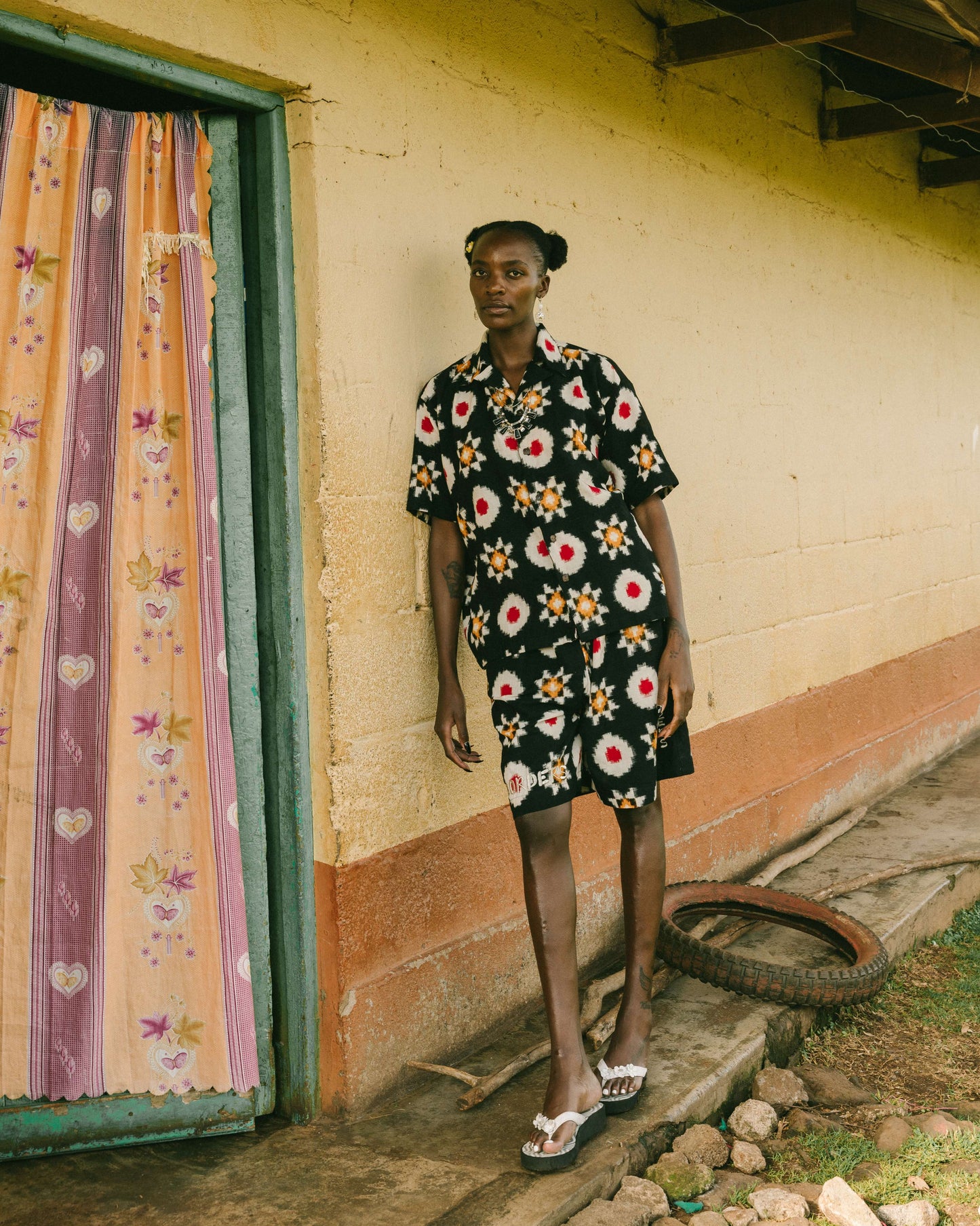 Ikat Bindi Shorts