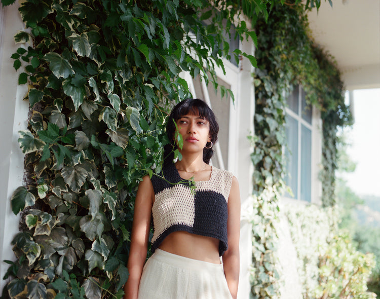 DHARI CROP TOP