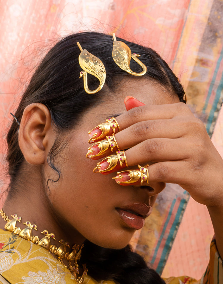 NEKHI | नेकी HAIR BOBBIES (IN GOLD)