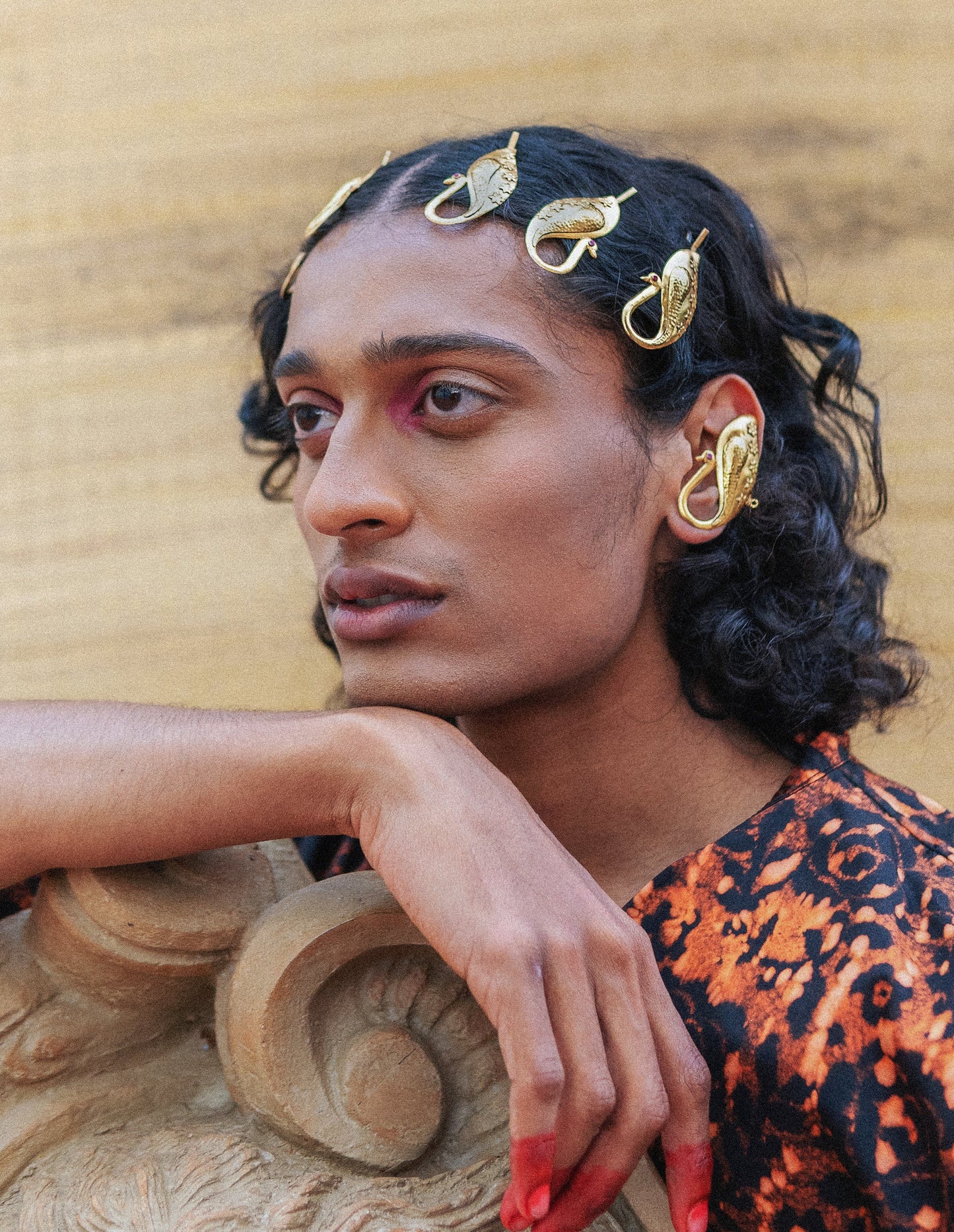 AZAAD | आज़ाद EAR LINKS (IN GOLD)
