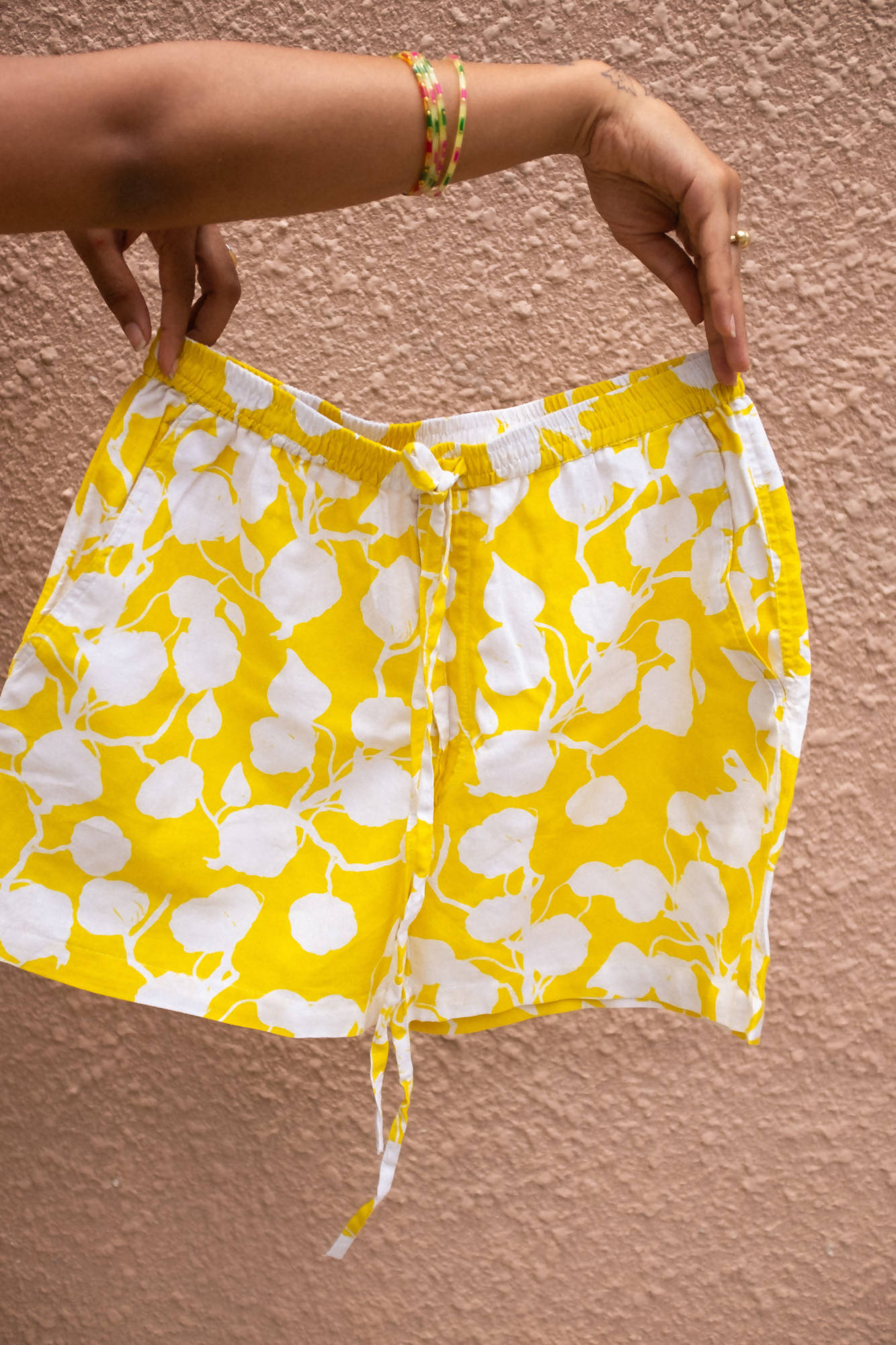 DAFFODIL FLORAL SHORTS