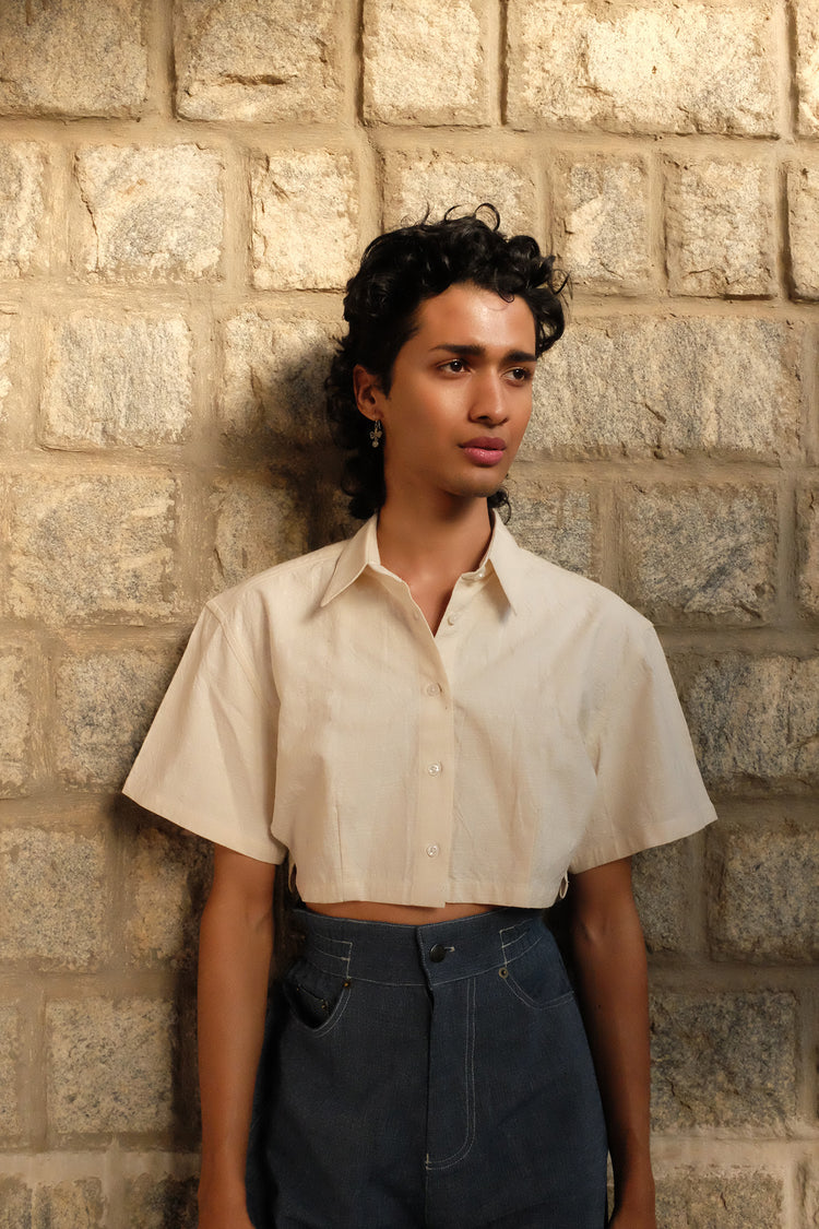 MAYA CROPPED SHIRT