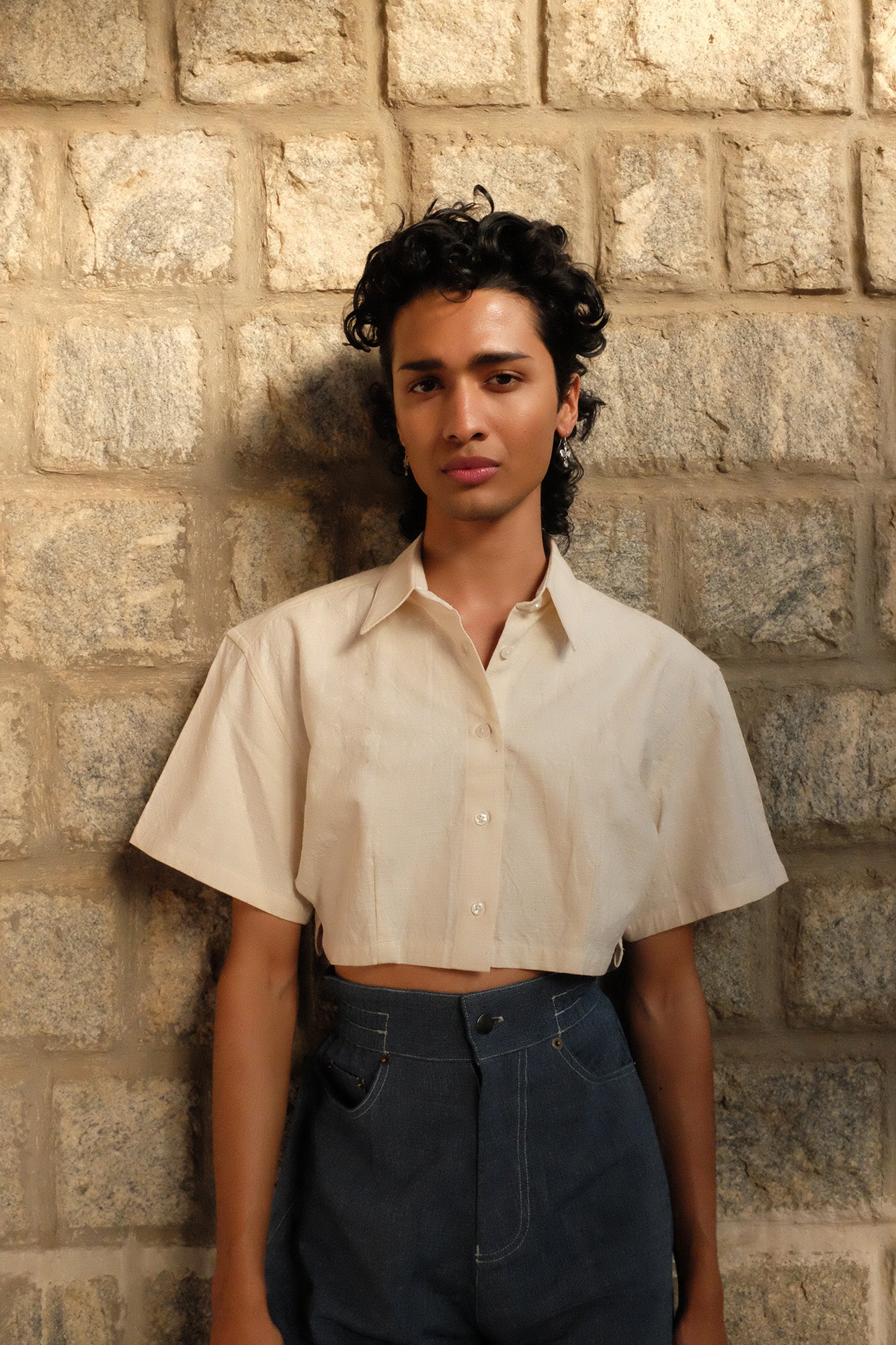 MAYA CROPPED SHIRT