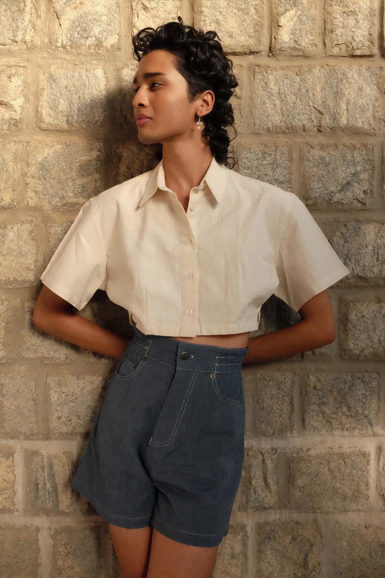 MAYA CROPPED SHIRT