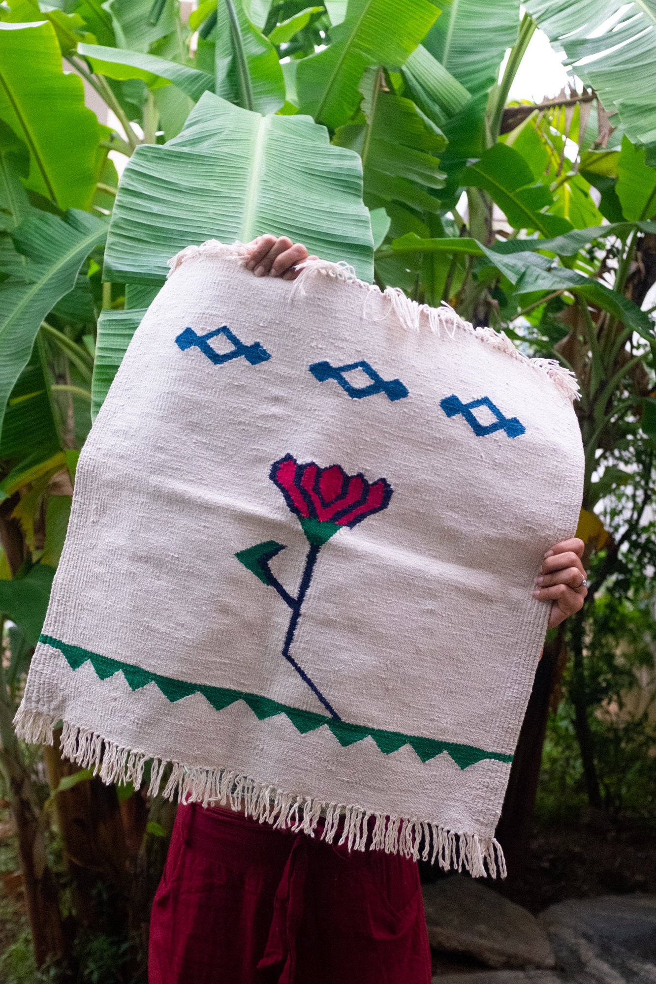 LOTUS DHURRIE