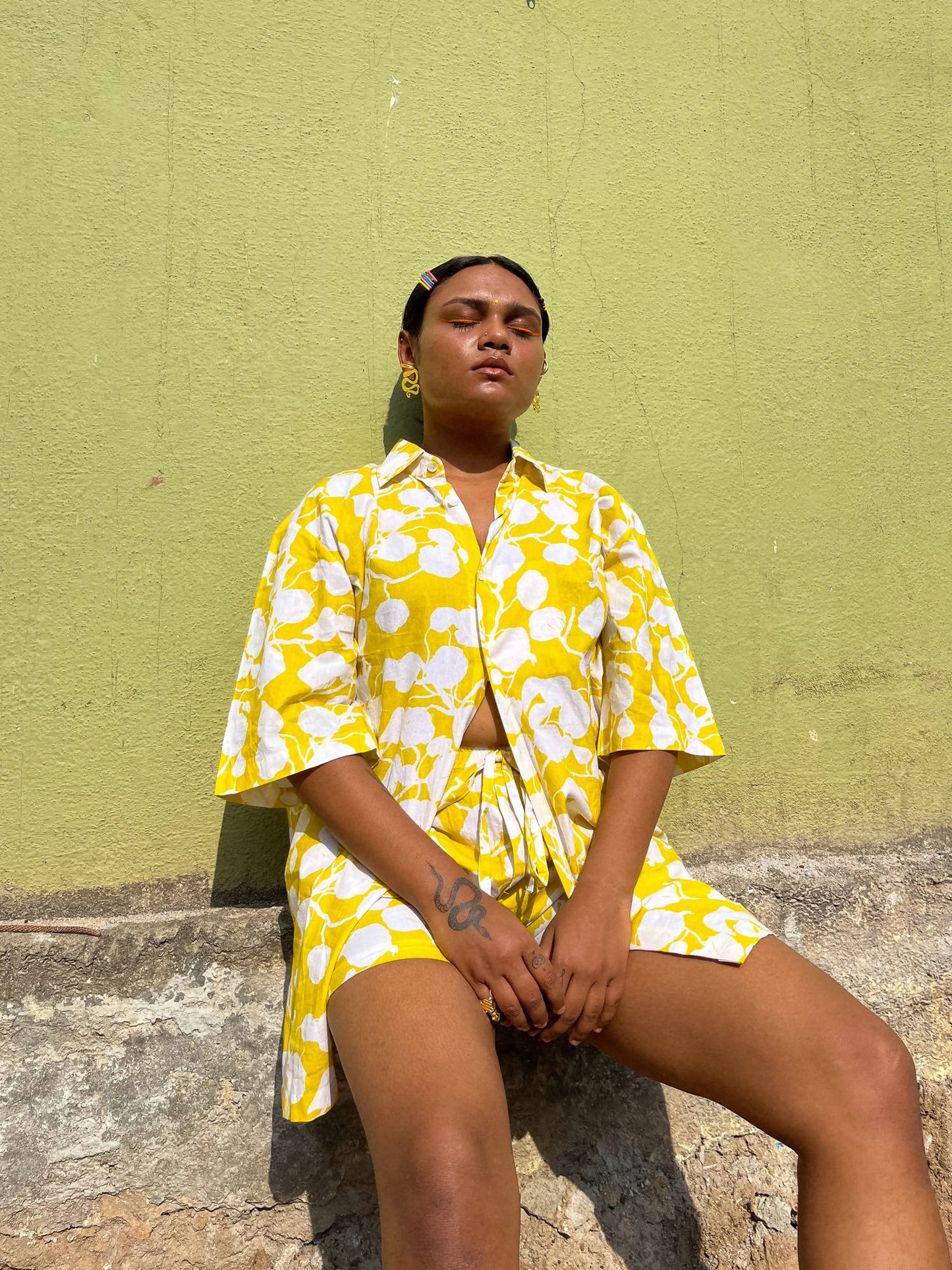 DAFFODIL FLORAL SHIRT