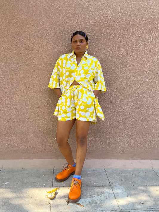 DAFFODIL FLORAL SHORTS
