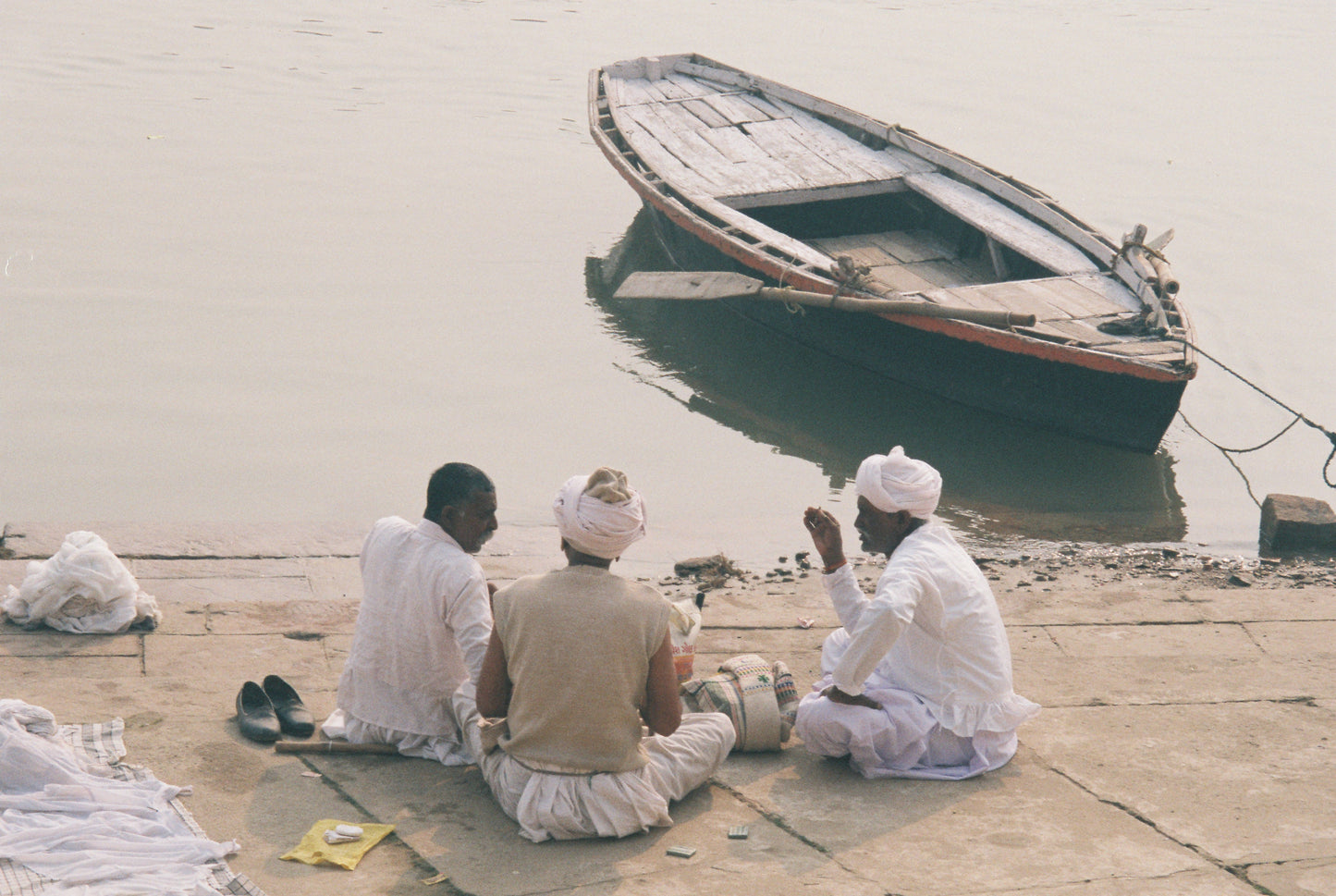 BEEDI & BAKWAAS