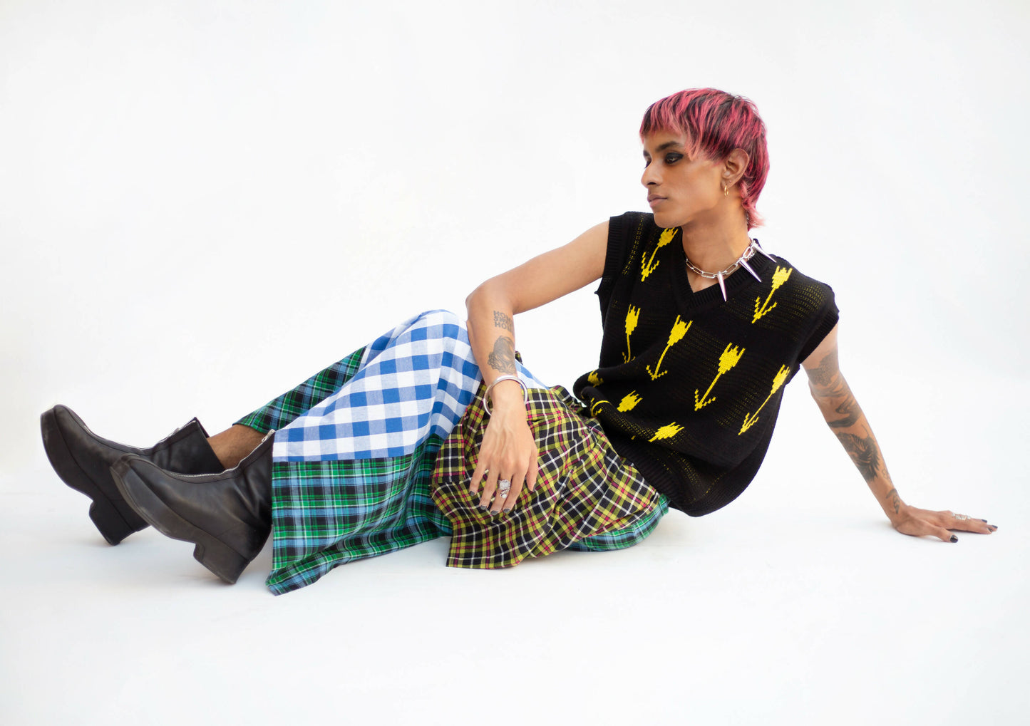 GULAABO VEST