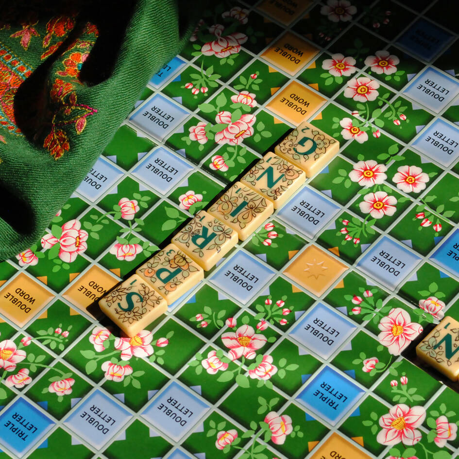 SPRING BLOSSOM SCRABBLE SET