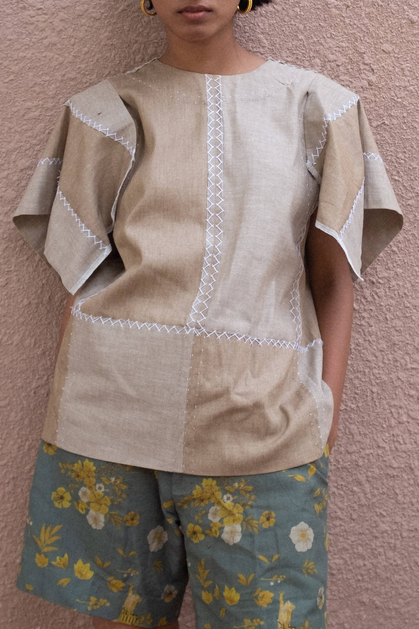 SHELL WOVEN TOP