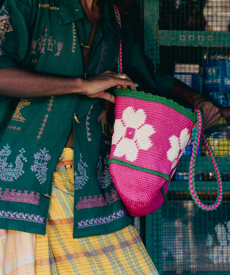 Jasmine Hearts Market Bag