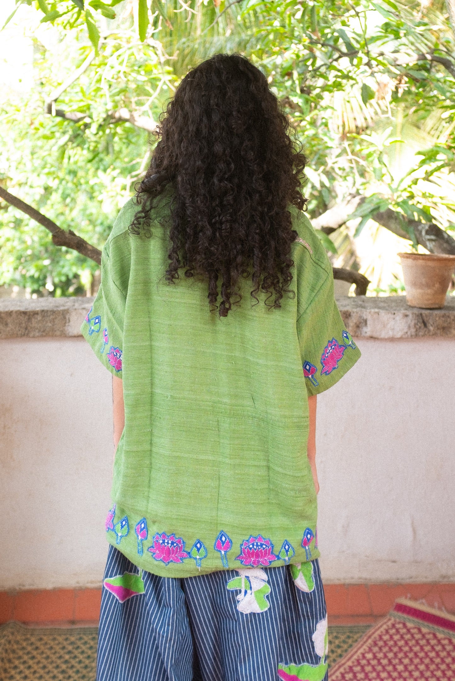 Kantha lotus shirt (green)