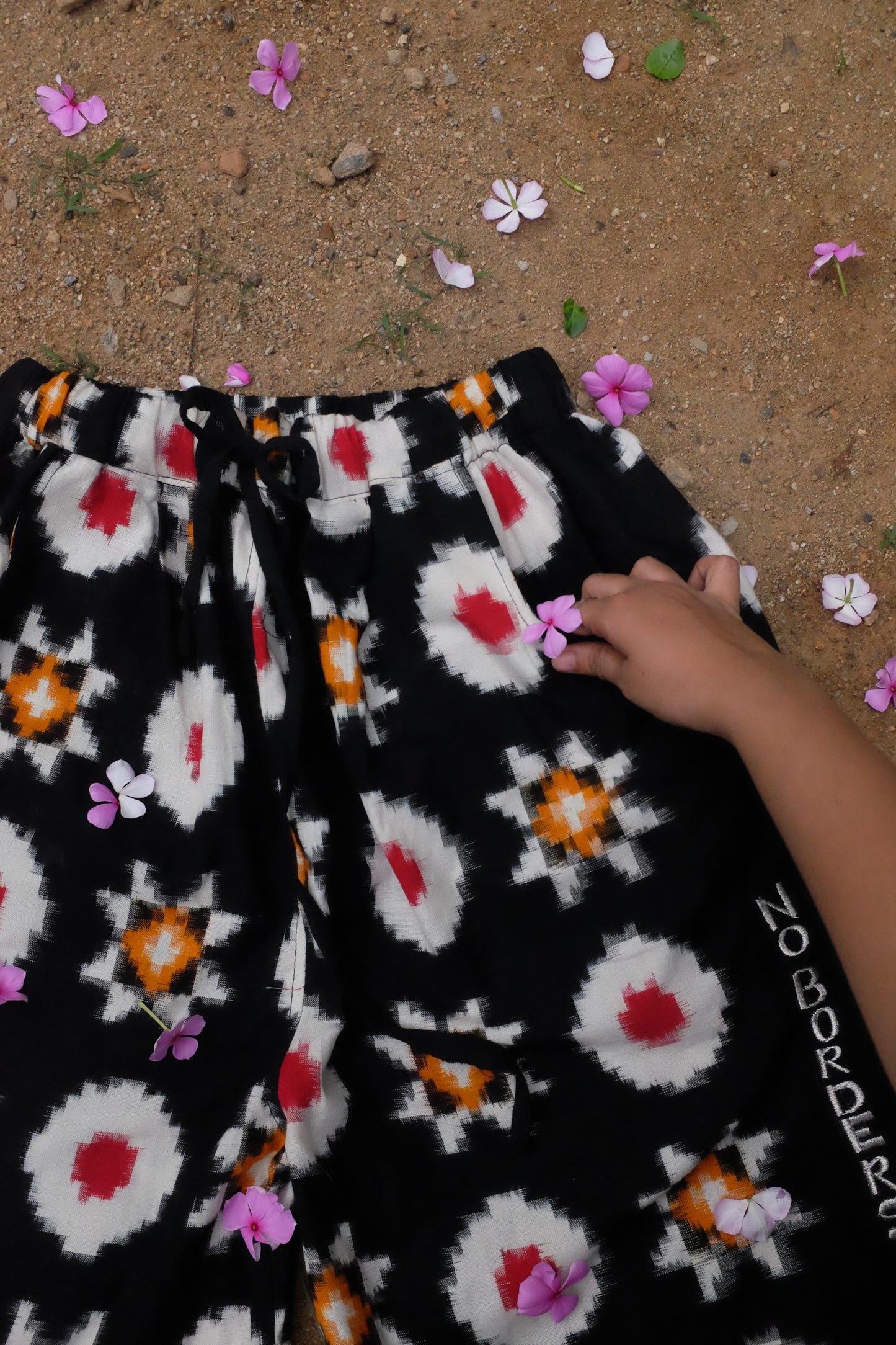 Ikat Bindi Shorts