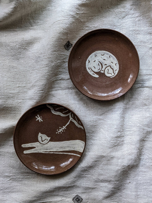 WHITE CATS on BROWN Trinket Dishes (SET OF 2)