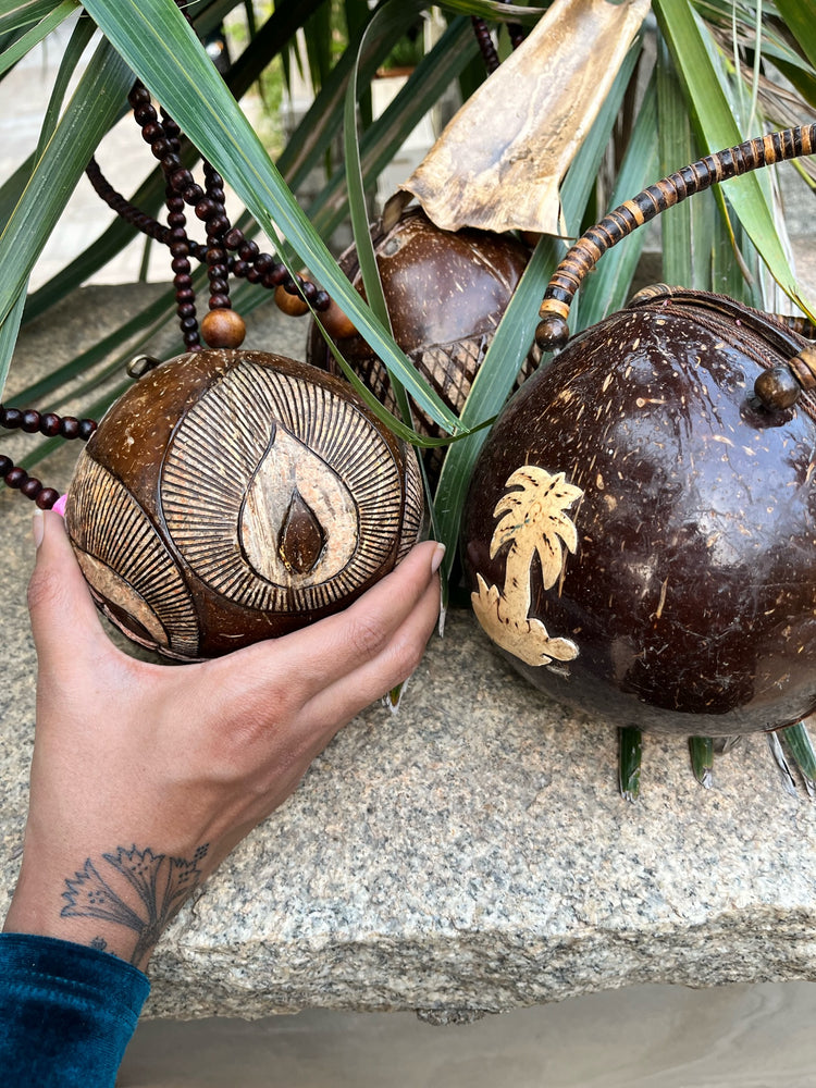 Pearl Carved Coconut Mini