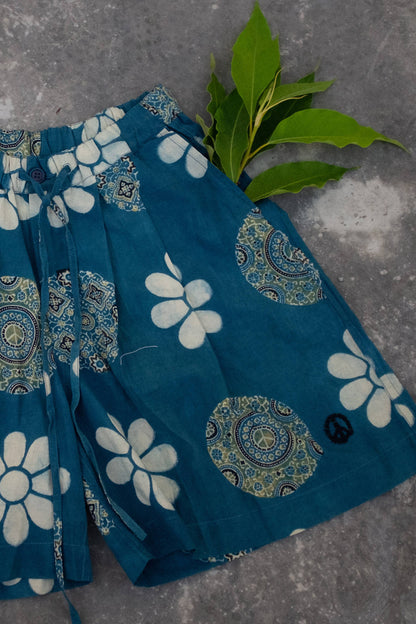 INDIGO FLOWER SHORTS